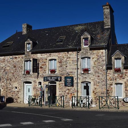 Auberge De La Vallee De La Douve L'Etang-Bertrand 外观 照片